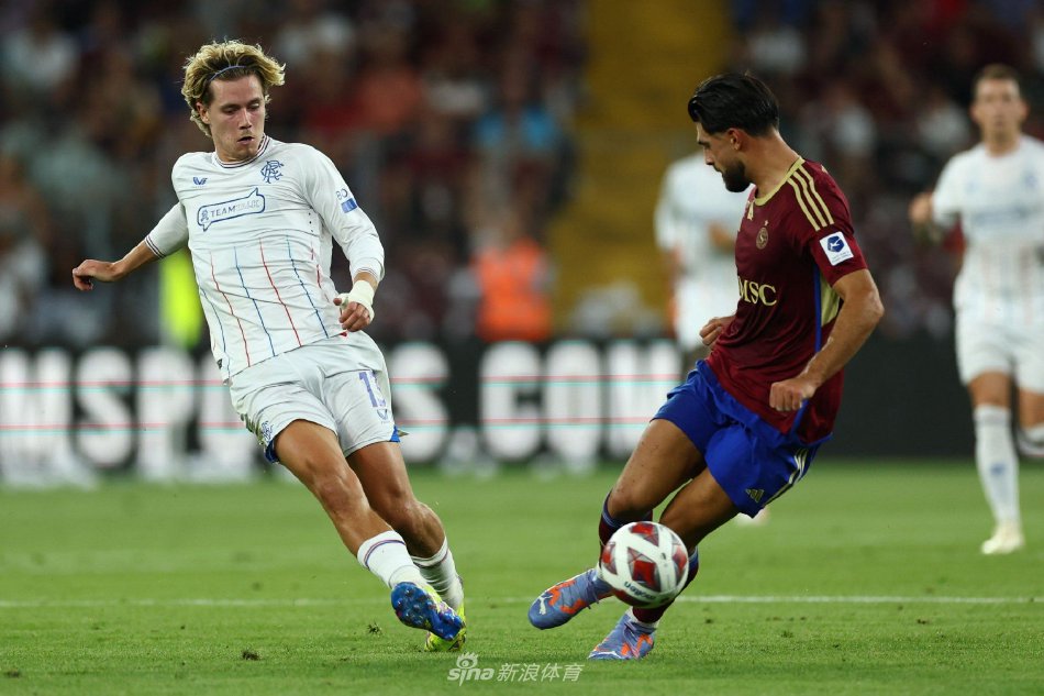 攻端担负起 攻端担负起