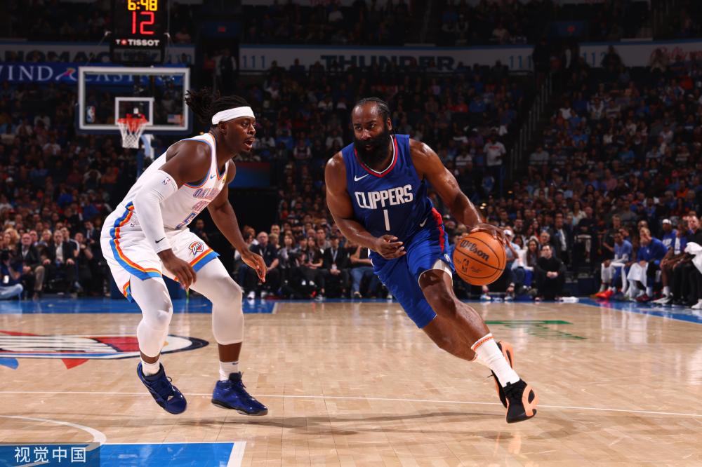 和对手防守 和对手防守