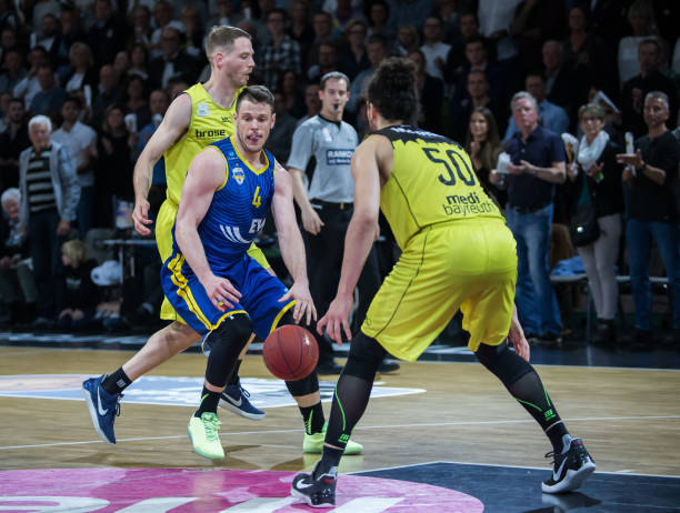 成自己的标 成自己的标