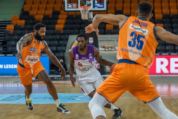 乎已经被打 乎已经被打