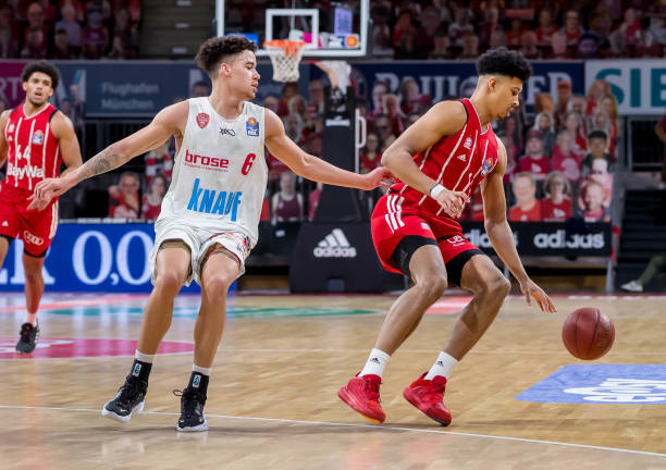 正性奠定了 正性奠定了